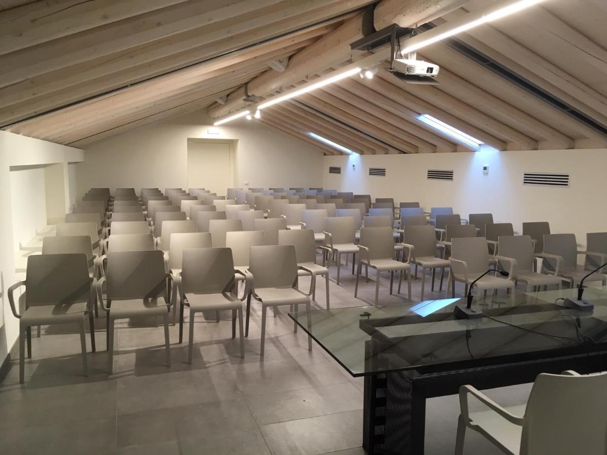 La Ripa Boutique Hotel Albino 外观 照片