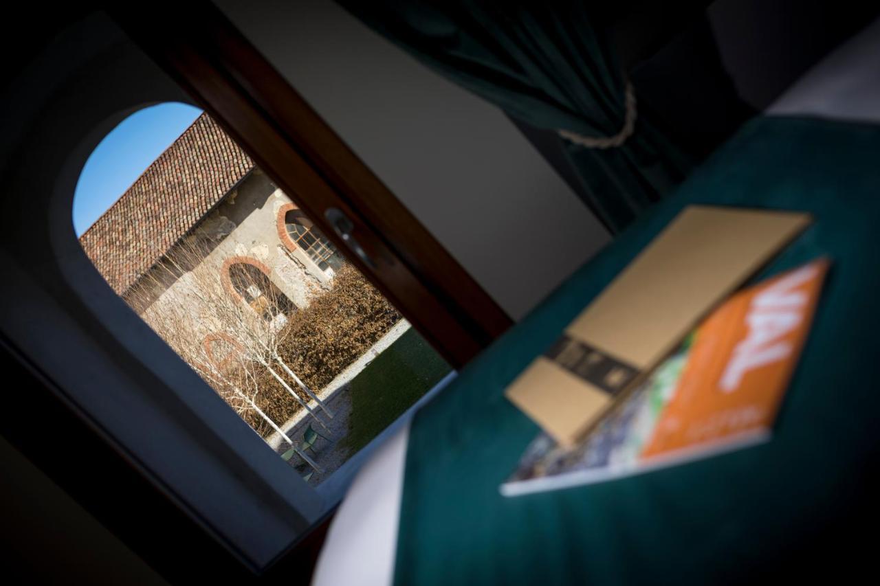 La Ripa Boutique Hotel Albino 外观 照片